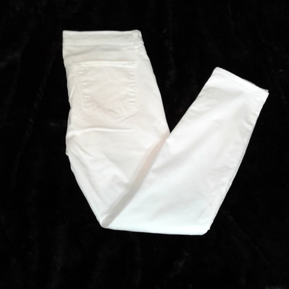 j brand Denim - J brand crisp white Jean sz 28 skinny leg capri